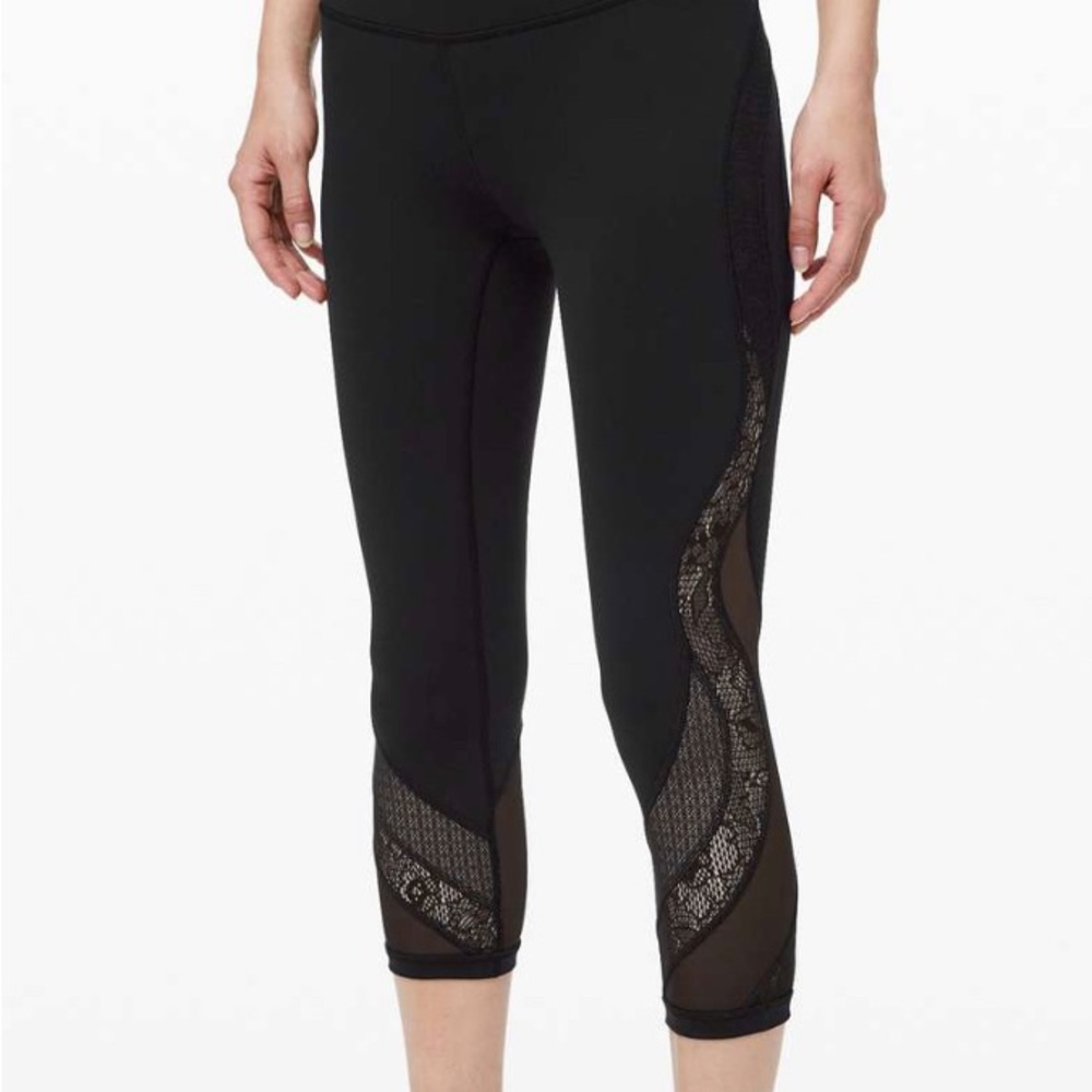 LULULEMON WUNDER UNDER HR CROP 21” LACE IN Black  SZ 4 WITH TAGS